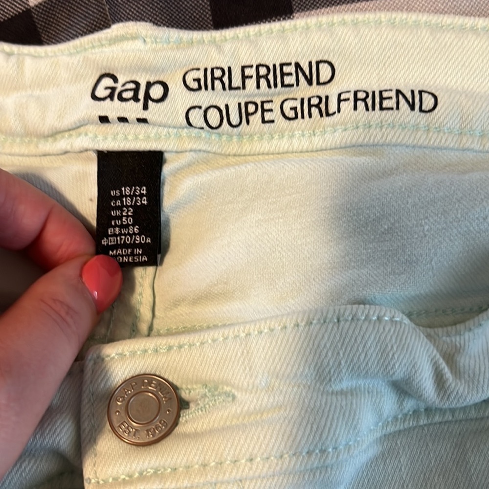 Ladies Gap Girlfriend Pastel Jeans! - Picture 3 of 4